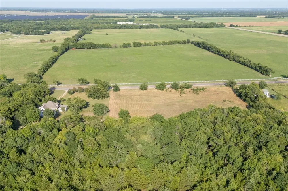 7472 State Hwy78 Bonham, TX 75418