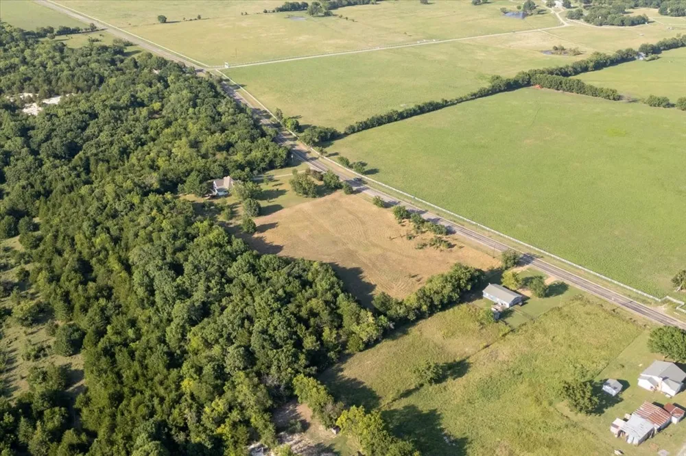 7472 State Hwy78 Bonham, TX 75418