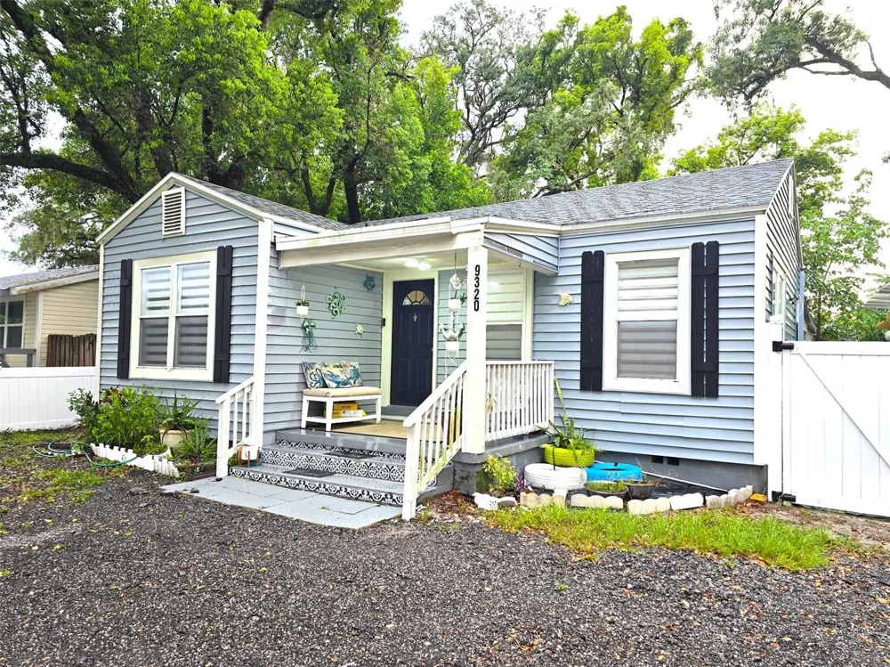 9320 ELMER STREET Tampa, FL 33612