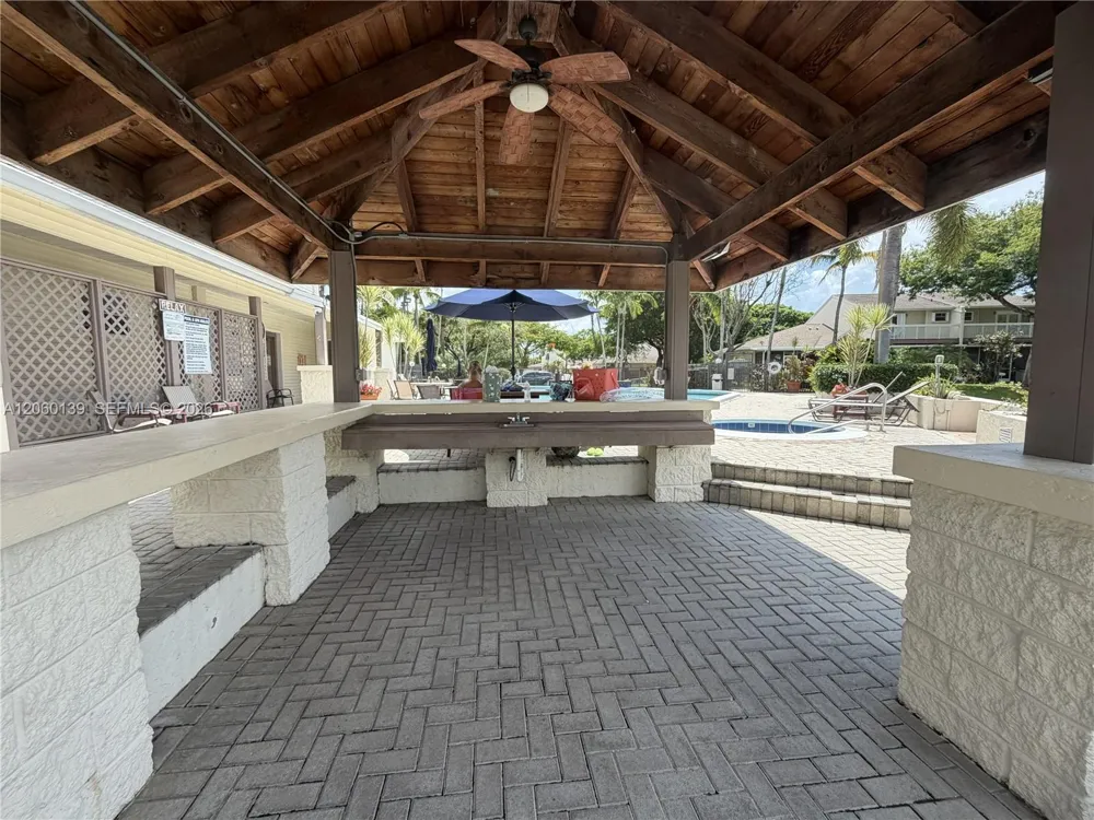 309 W Hemingway Cir Margate, FL 33063