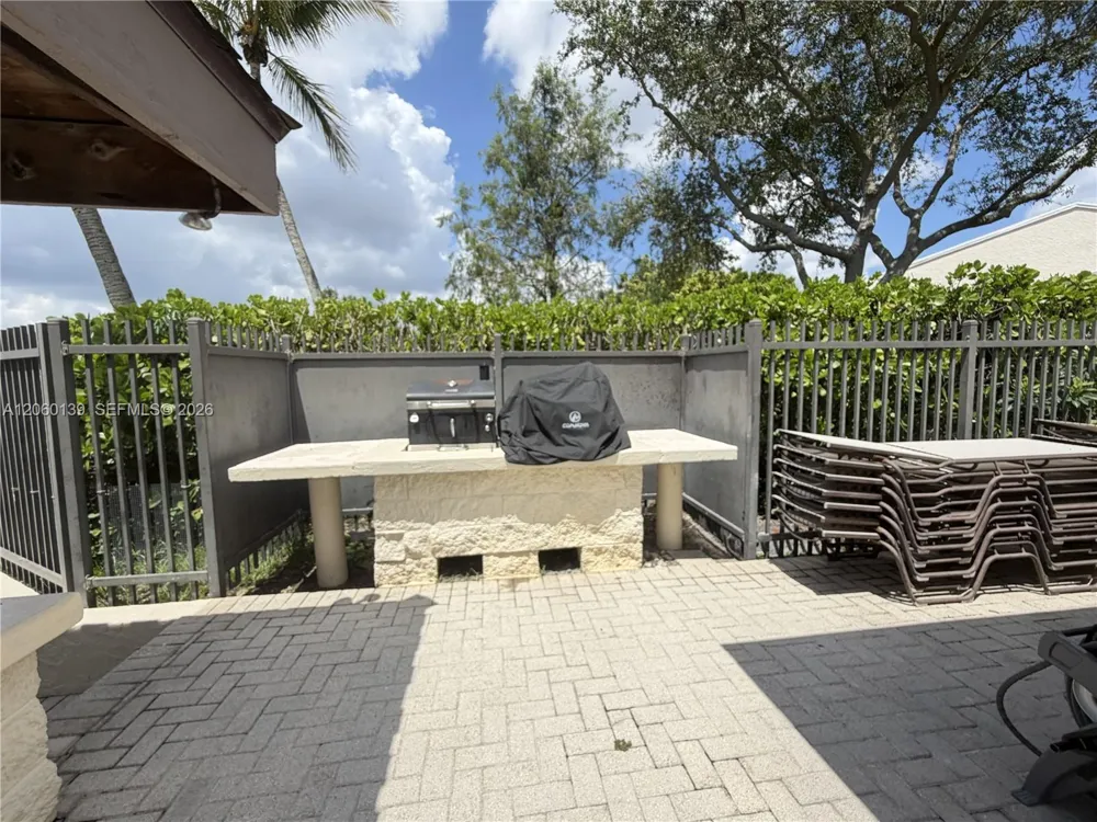 309 W Hemingway Cir Margate, FL 33063