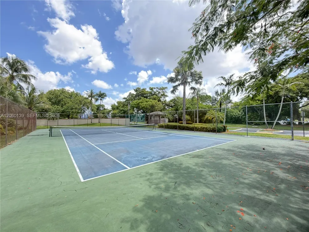 309 W Hemingway Cir Margate, FL 33063