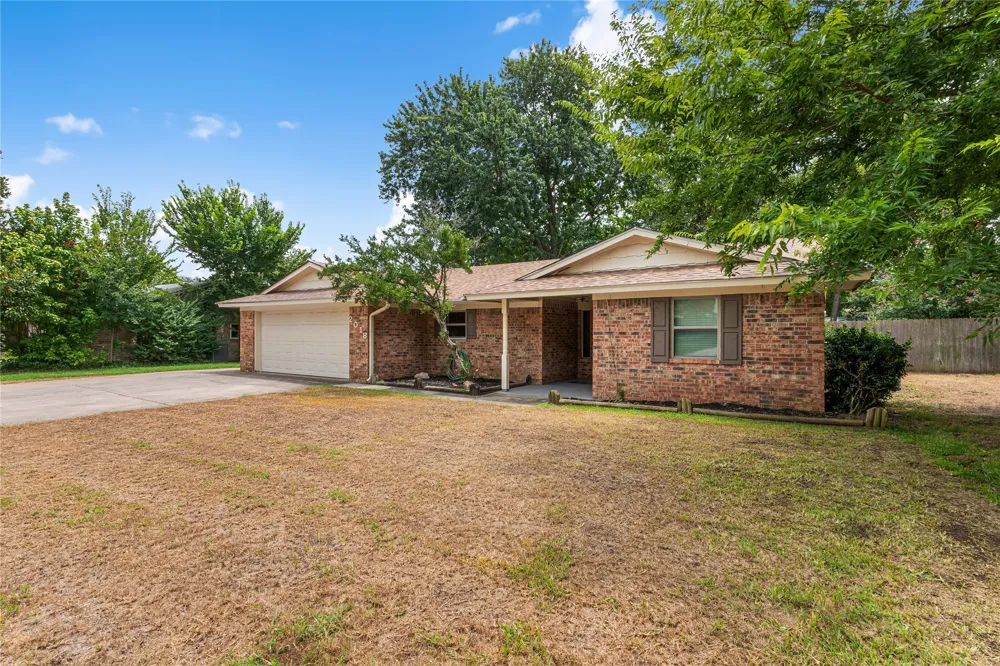 2018 Ashland Street Gainesville, TX 76240