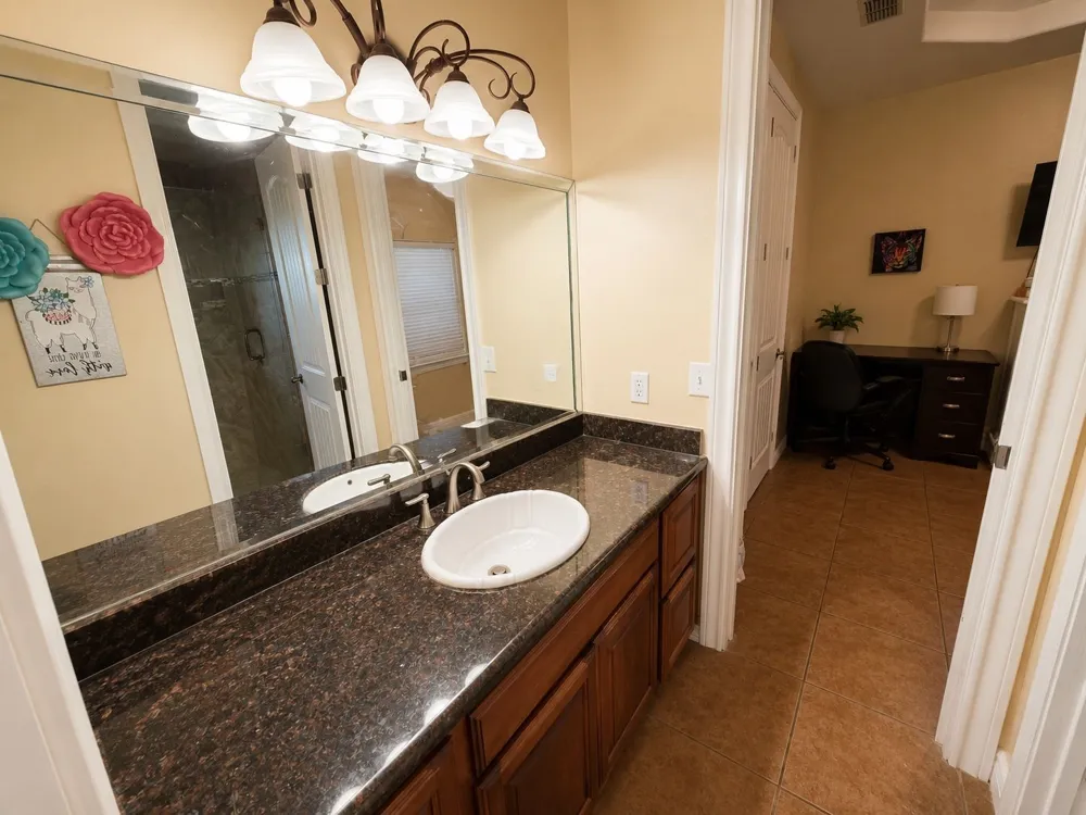 4207 Mesquite Avenue Lyford, TX 78569