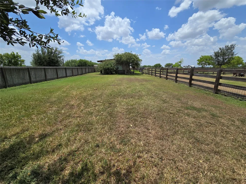 4207 Mesquite Avenue Lyford, TX 78569
