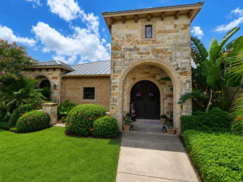 4207 Mesquite Avenue Lyford, TX 78569