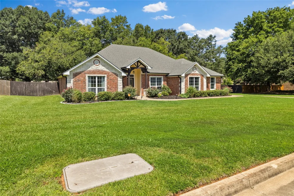 209 Morningstar Drive Longview, TX 75605