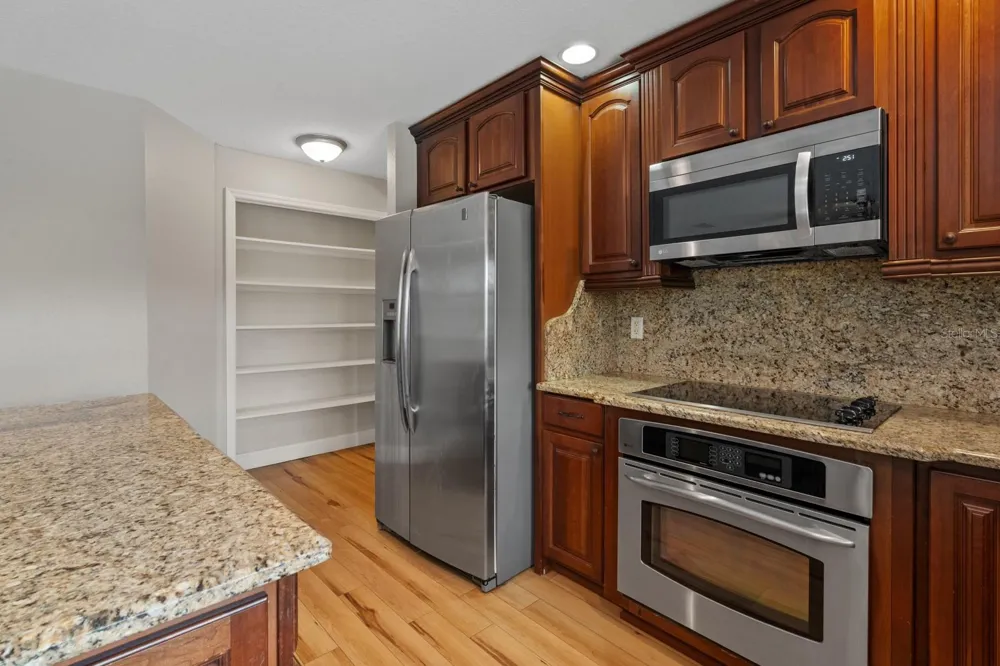 7437 PINEMOUNT DRIVE Orlando, FL 32819