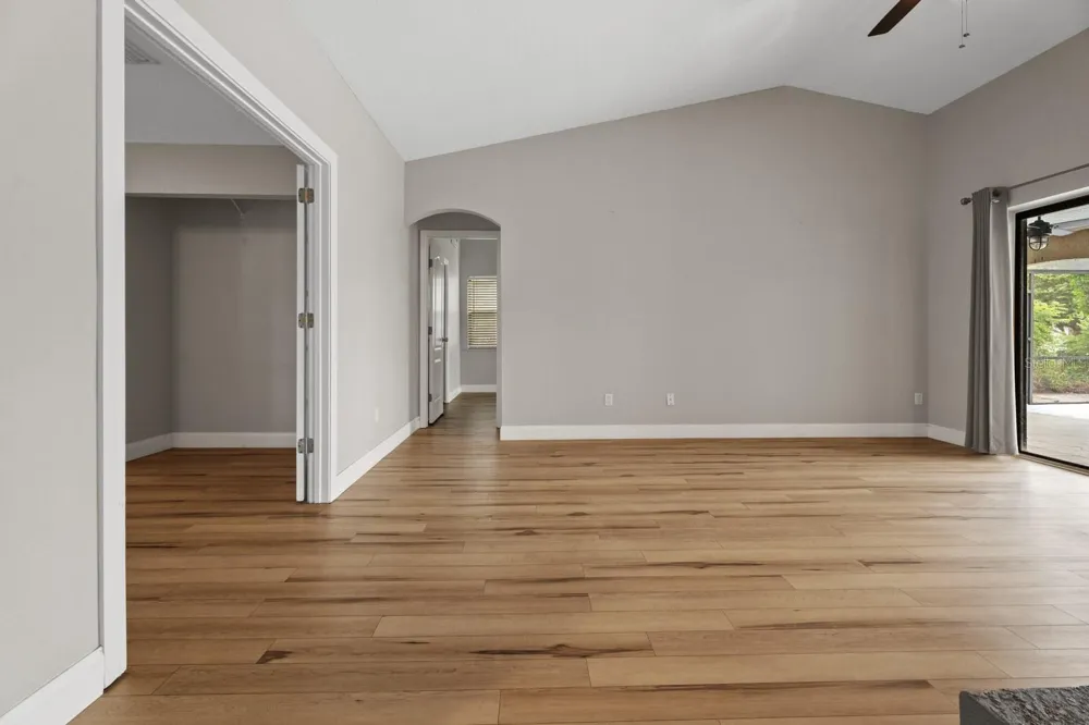 7437 PINEMOUNT DRIVE Orlando, FL 32819