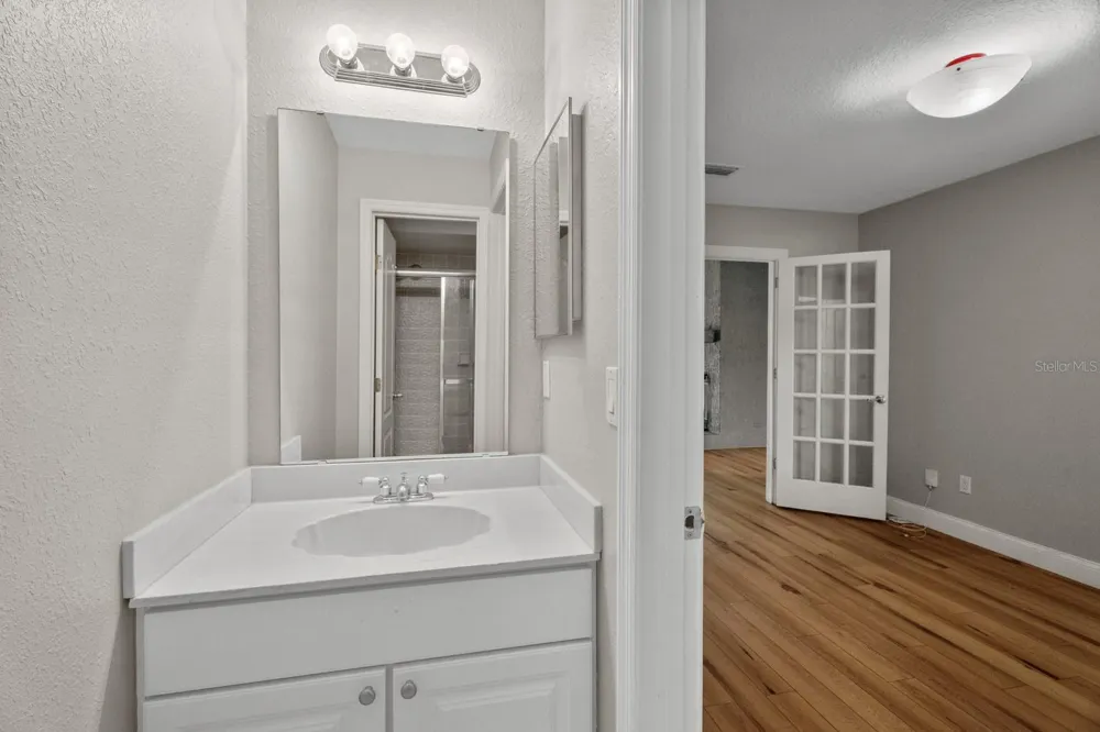 7437 PINEMOUNT DRIVE Orlando, FL 32819