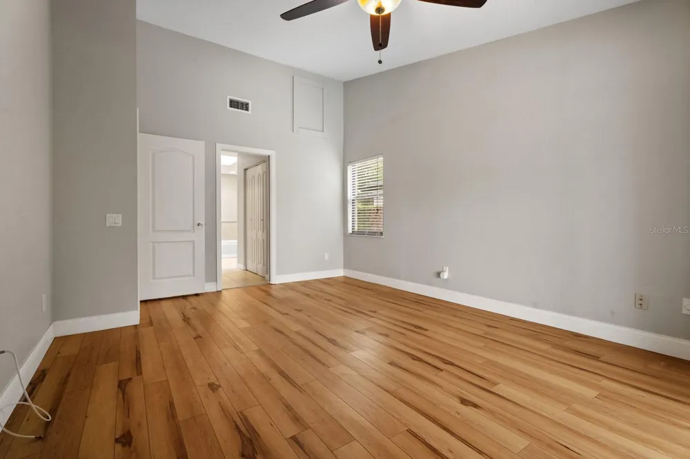 7437 PINEMOUNT DRIVE Orlando, FL 32819