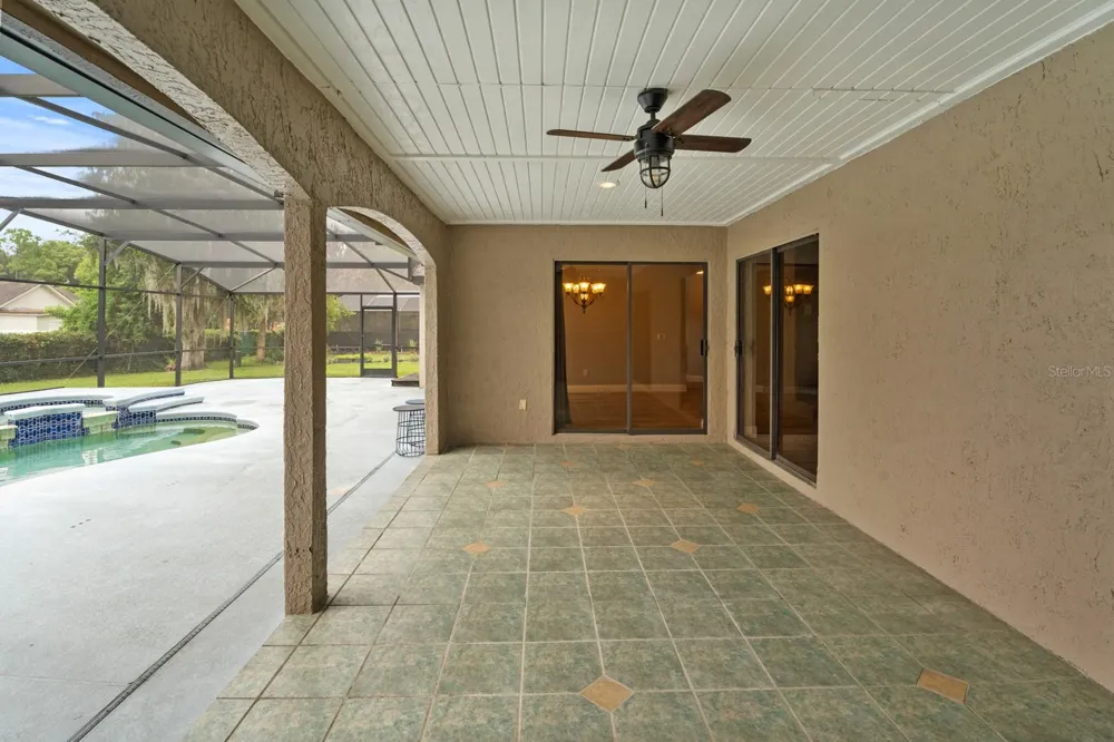 7437 PINEMOUNT DRIVE Orlando, FL 32819