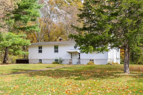 82 Lake Road