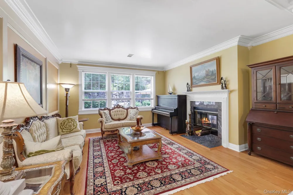 271 Woodlands Drive Tuxedo Park, NY 10987