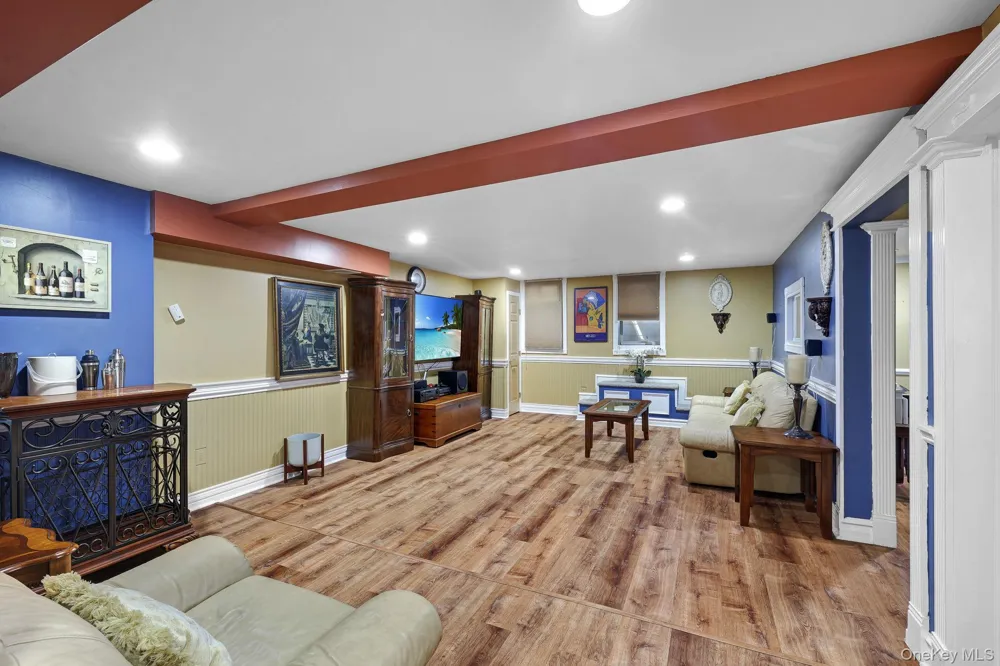 271 Woodlands Drive Tuxedo Park, NY 10987