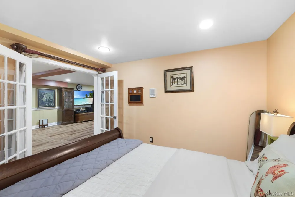 271 Woodlands Drive Tuxedo Park, NY 10987