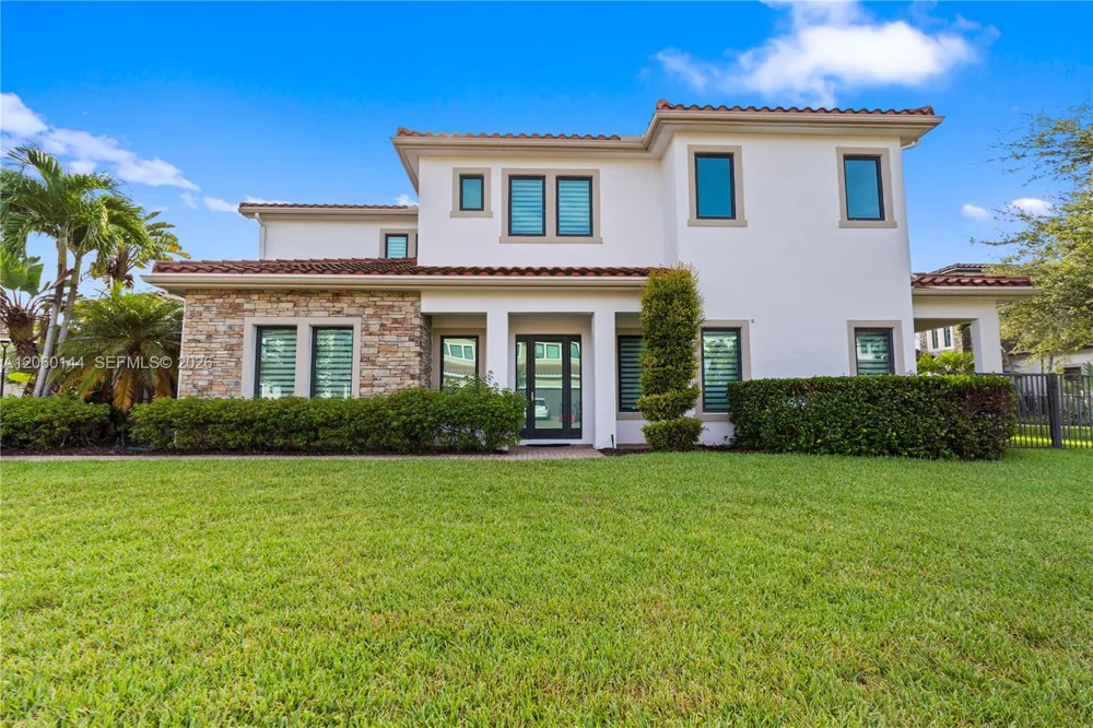3472 Emerson Ln #00 Hollywood, FL 33312
