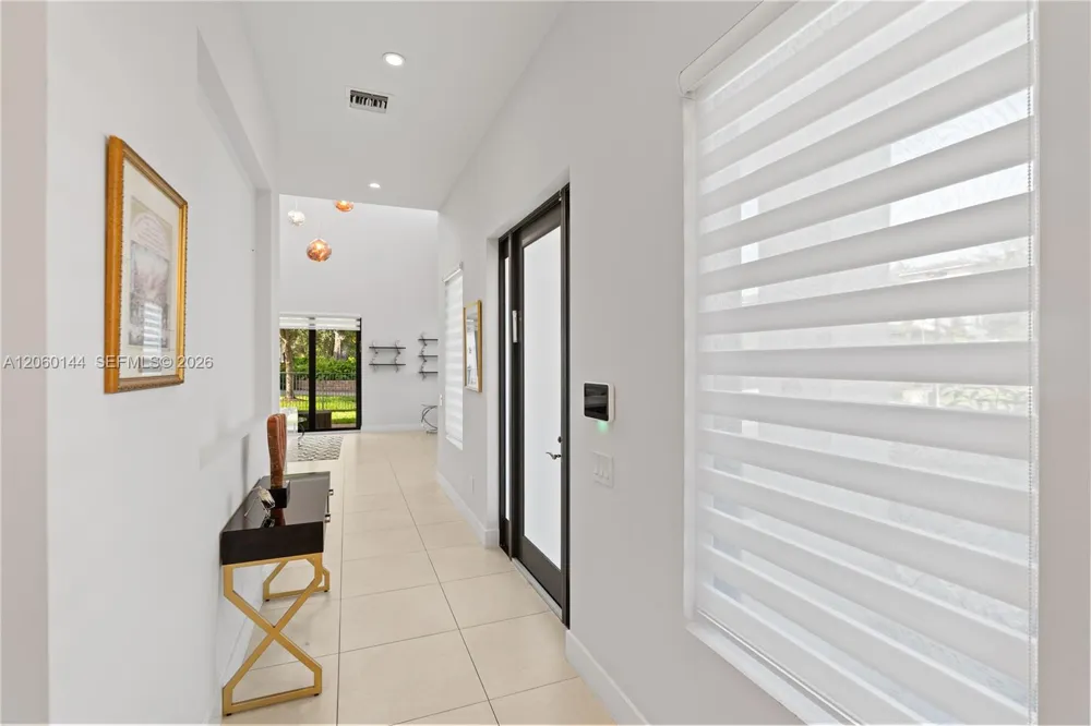 3472 Emerson Ln #00 Hollywood, FL 33312