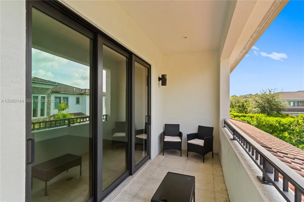 3472 Emerson Ln #00 Hollywood, FL 33312