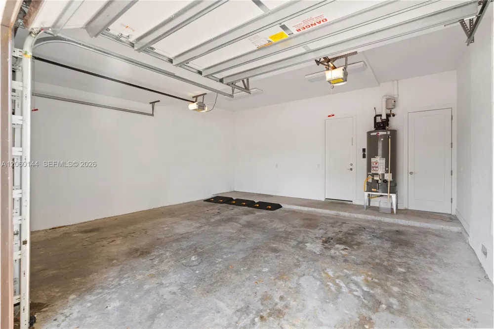 3472 Emerson Ln #00 Hollywood, FL 33312