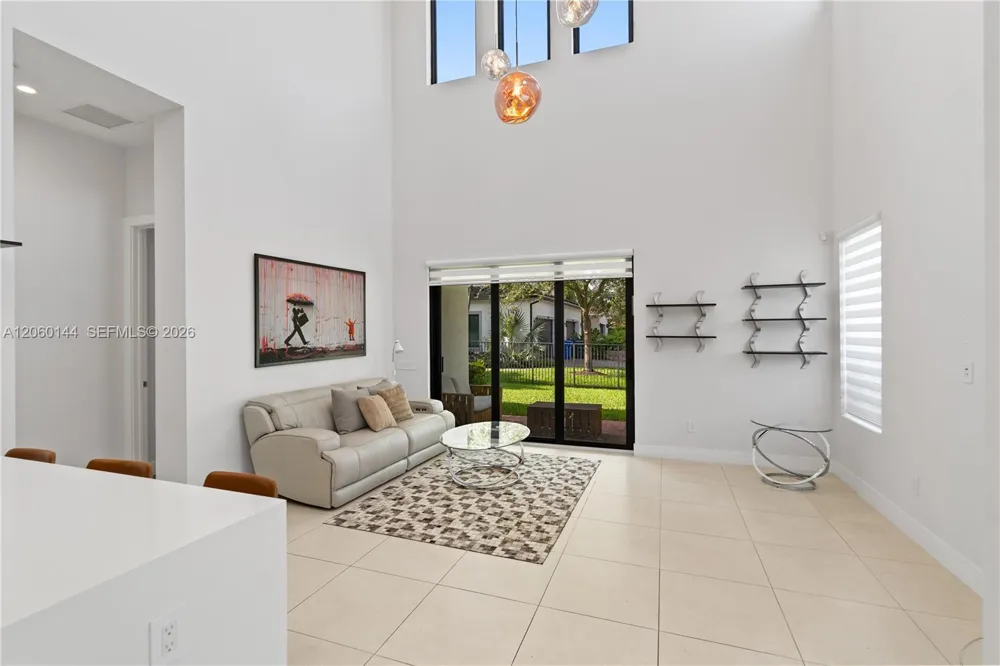 3472 Emerson Ln #00 Hollywood, FL 33312