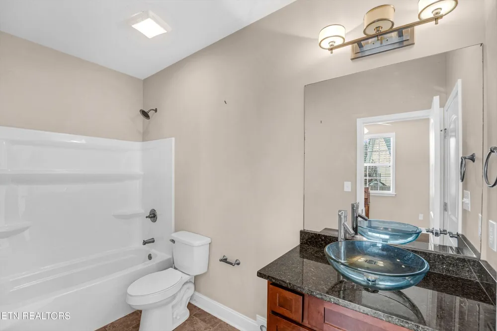 2636 Nicholas View Lane Knoxville, TN 37931