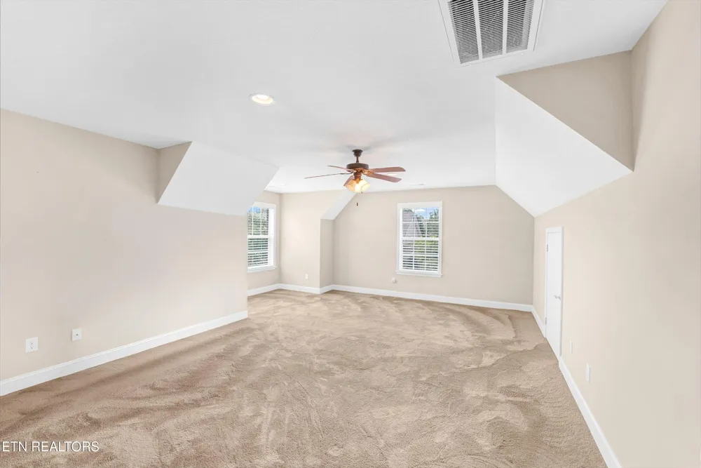 2636 Nicholas View Lane Knoxville, TN 37931