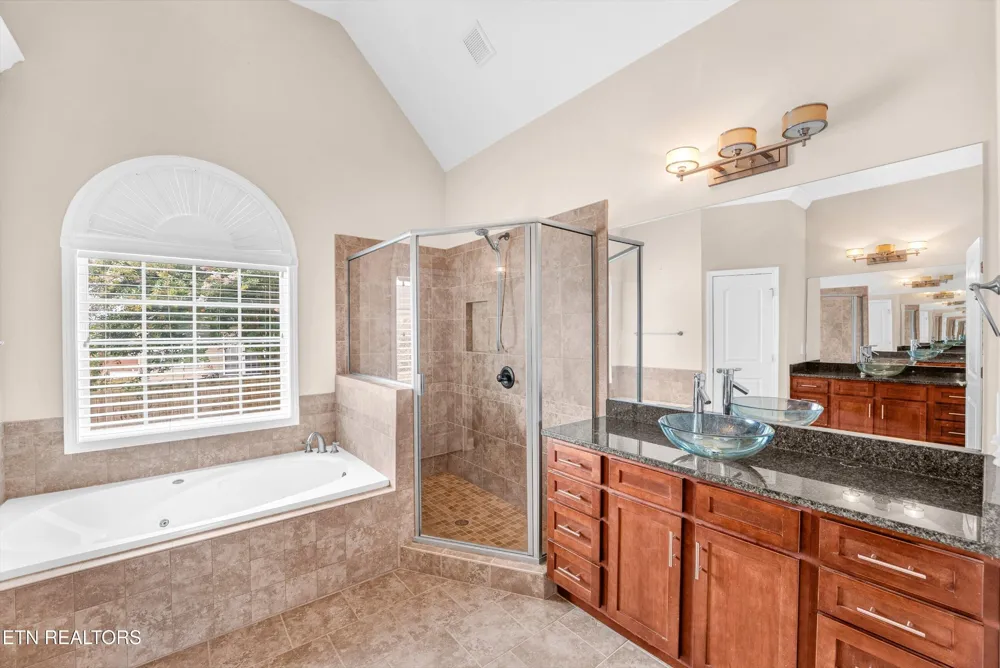 2636 Nicholas View Lane Knoxville, TN 37931