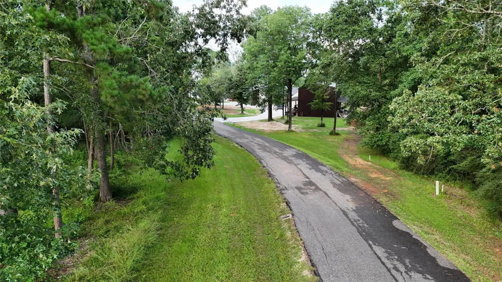35 Naples Way Huntsville, TX 77320