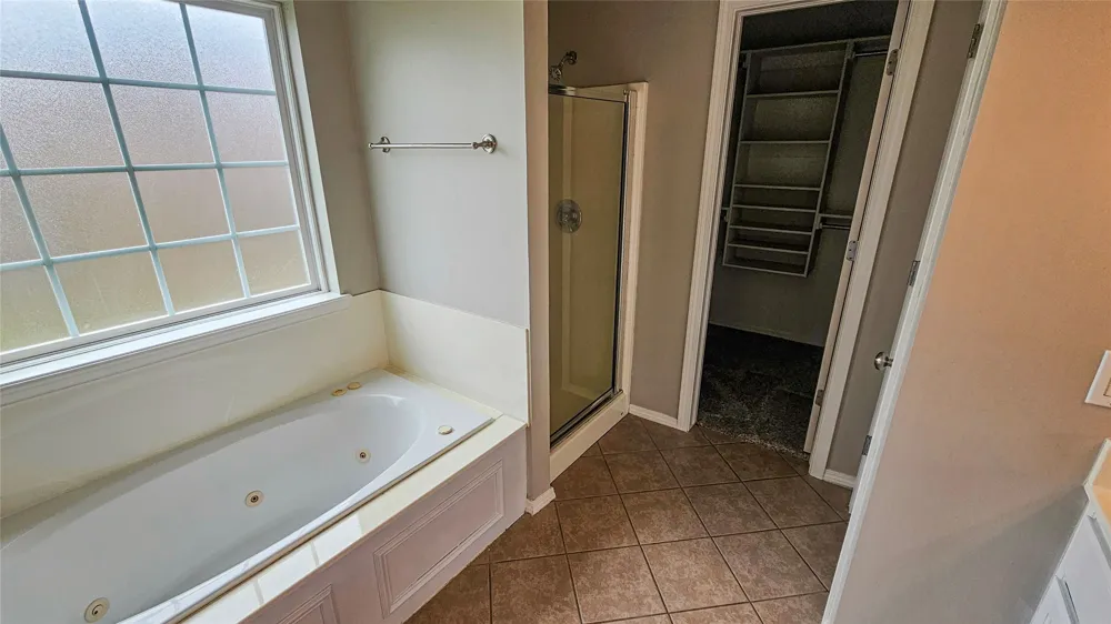 123 E 156th Place S Glenpool, OK 74033