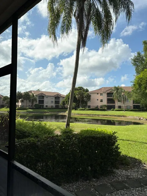 4101 Coral Tree Circle #117