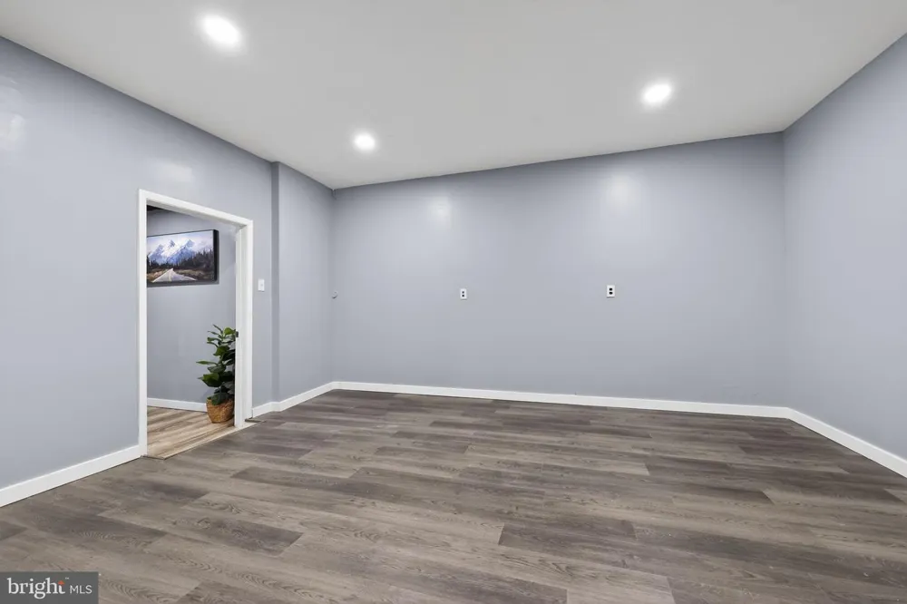 550 PENN AVENUE Glenside, PA 19038