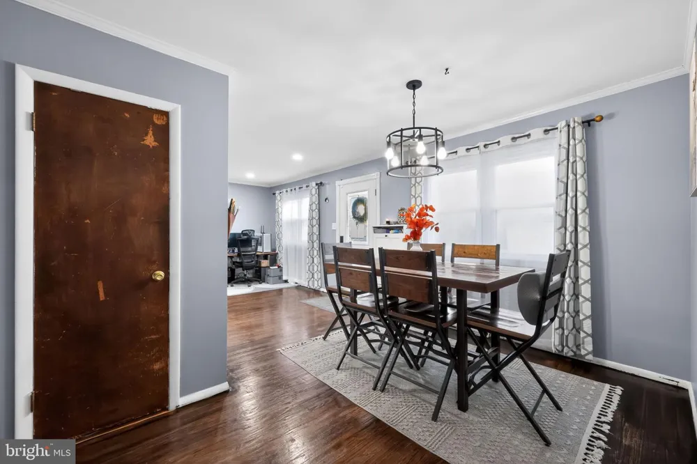 550 PENN AVENUE Glenside, PA 19038