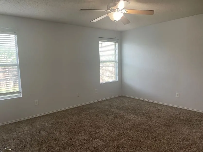 820 Eagle Drive Saginaw, TX 76131