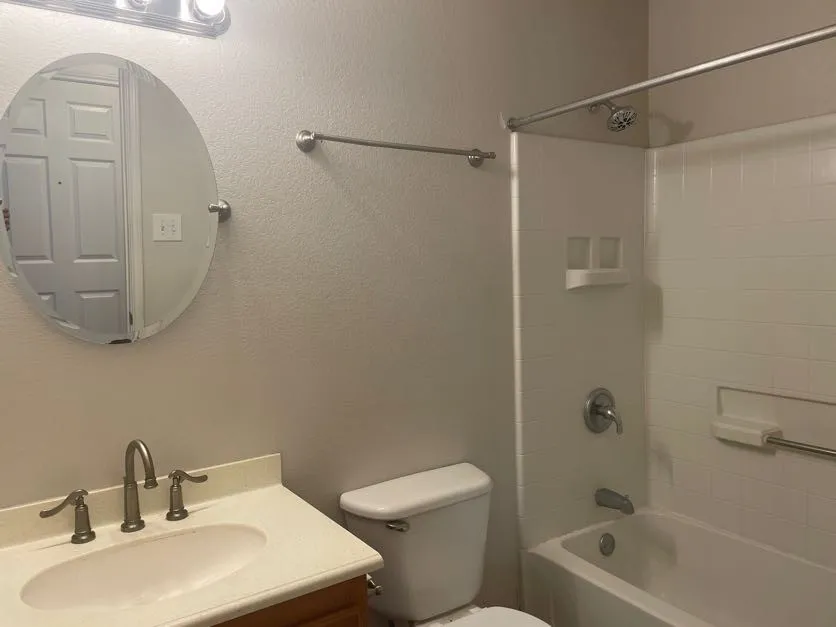 820 Eagle Drive Saginaw, TX 76131