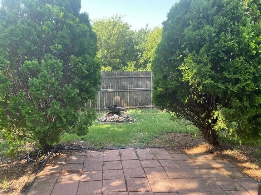 820 Eagle Drive Saginaw, TX 76131