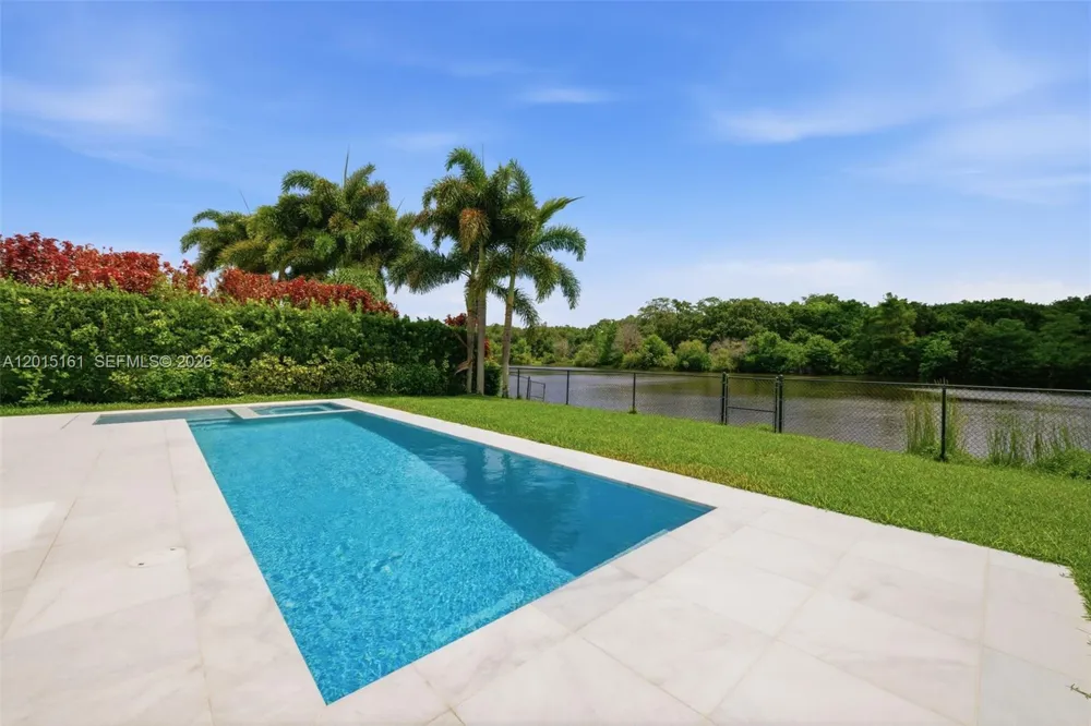 3292 Ridge Trce Davie, FL 33328