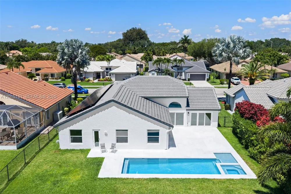 3292 Ridge Trce Davie, FL 33328