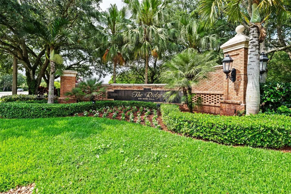 3292 Ridge Trce Davie, FL 33328