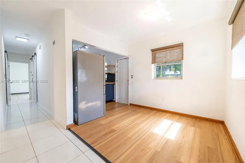 76 NE 170th St North Miami Beach, FL 33162