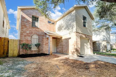 2113 Whittier Drive