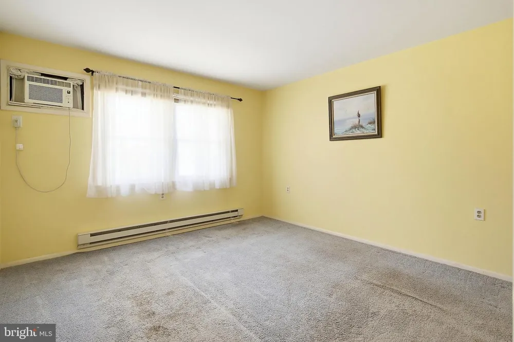 45 DOGWOOD ROAD #8 Manahawkin, NJ 08050