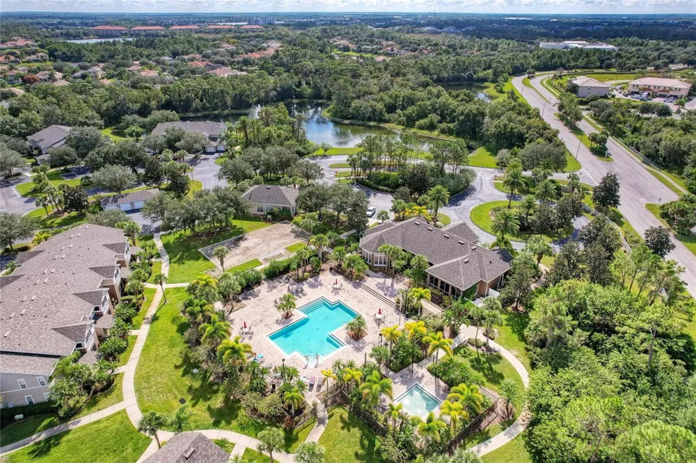 8932 MANOR LOOP #102 Bradenton, FL 34202