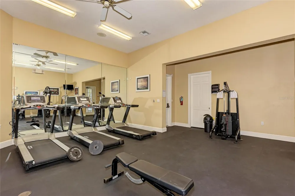8932 MANOR LOOP #102 Bradenton, FL 34202