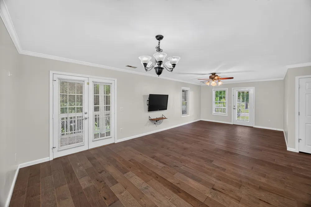 501 Forrest Cove Ln Cookeville, TN 38501