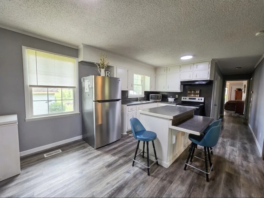 203 Cherry Ln McMinnville, TN 37110
