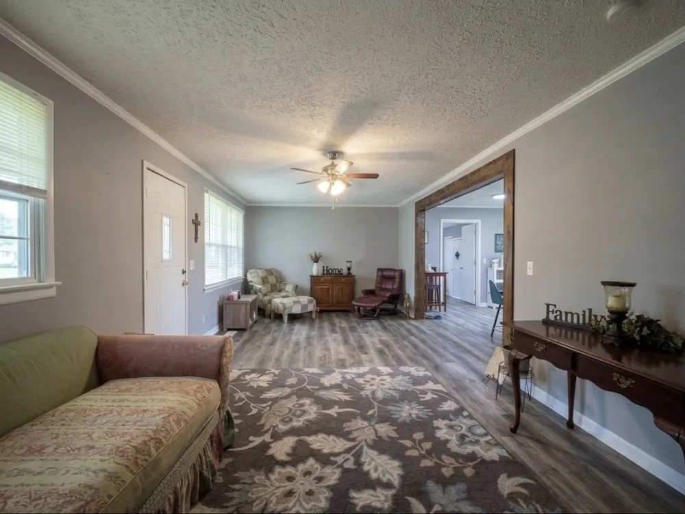 203 Cherry Ln McMinnville, TN 37110