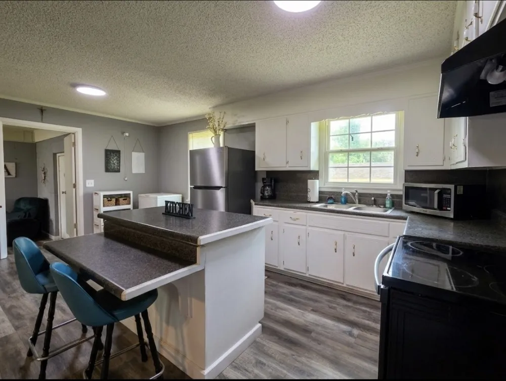 203 Cherry Ln McMinnville, TN 37110