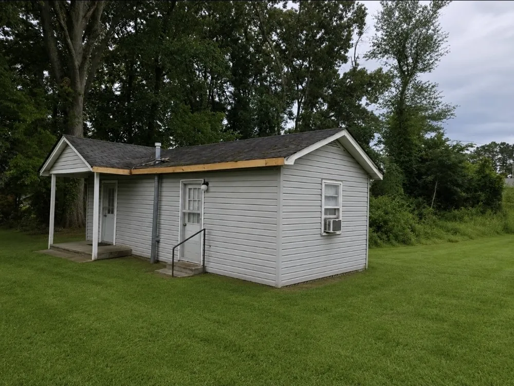203 Cherry Ln McMinnville, TN 37110