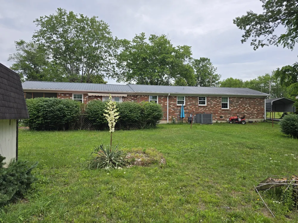 203 Cherry Ln McMinnville, TN 37110